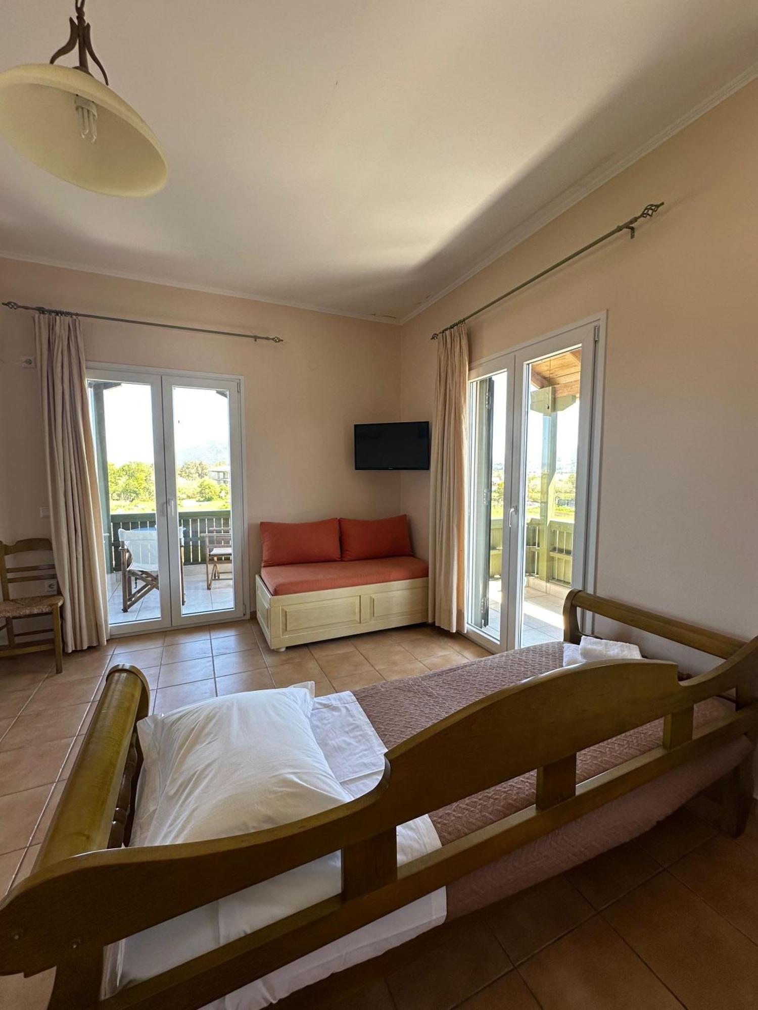 Porto Nirikos Lefkada - Private Parking Apartamento Exterior foto