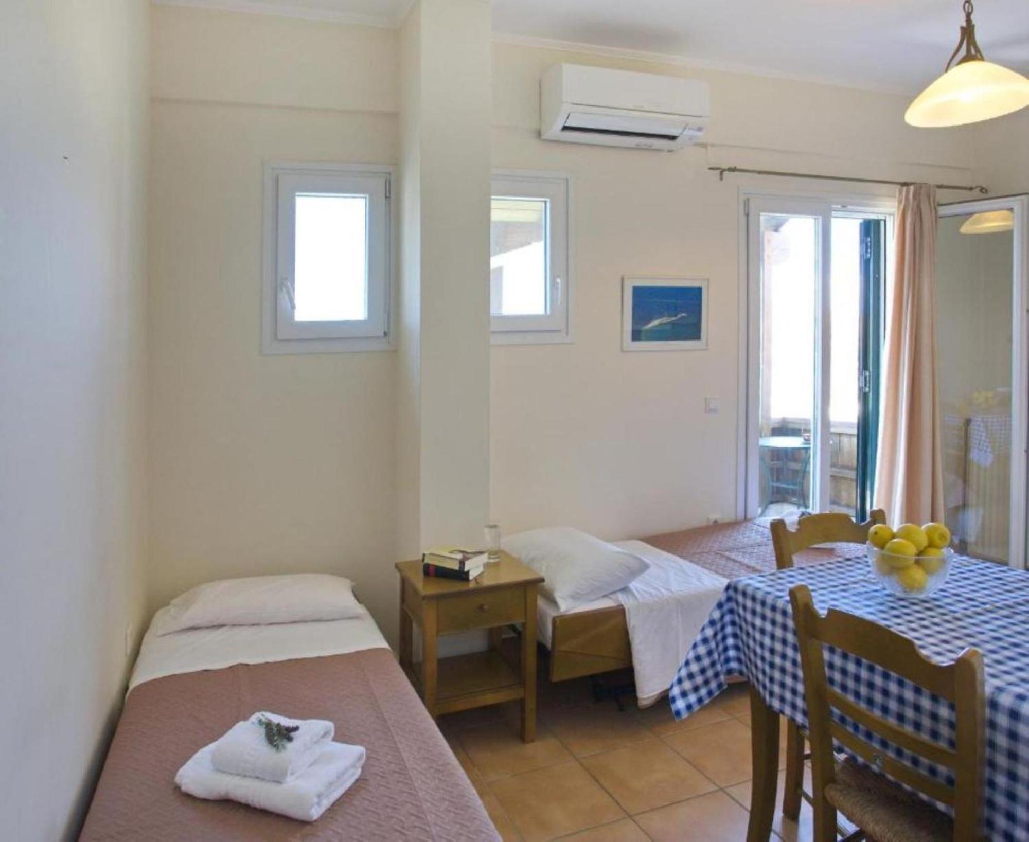 Porto Nirikos Lefkada - Private Parking Apartamento Exterior foto