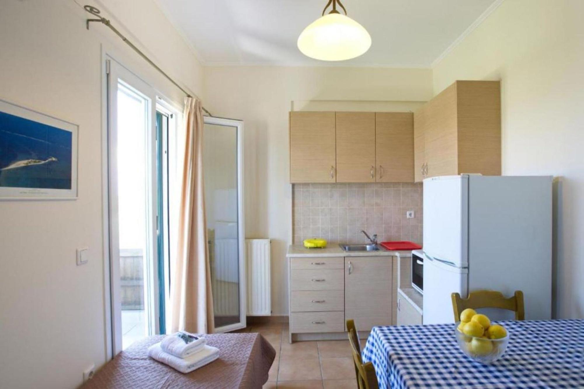 Porto Nirikos Lefkada - Private Parking Apartamento Exterior foto